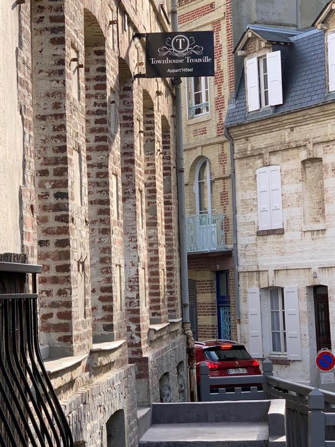 Townhouse Trouville - Appart'Hotel & Studios Экстерьер фото