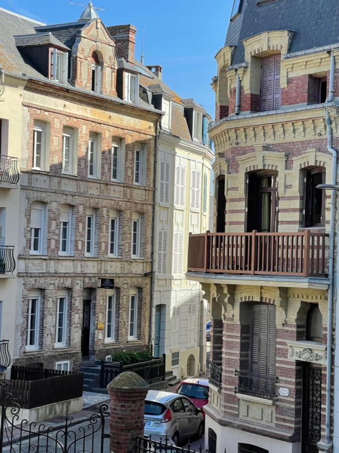 Townhouse Trouville - Appart'Hotel & Studios Экстерьер фото